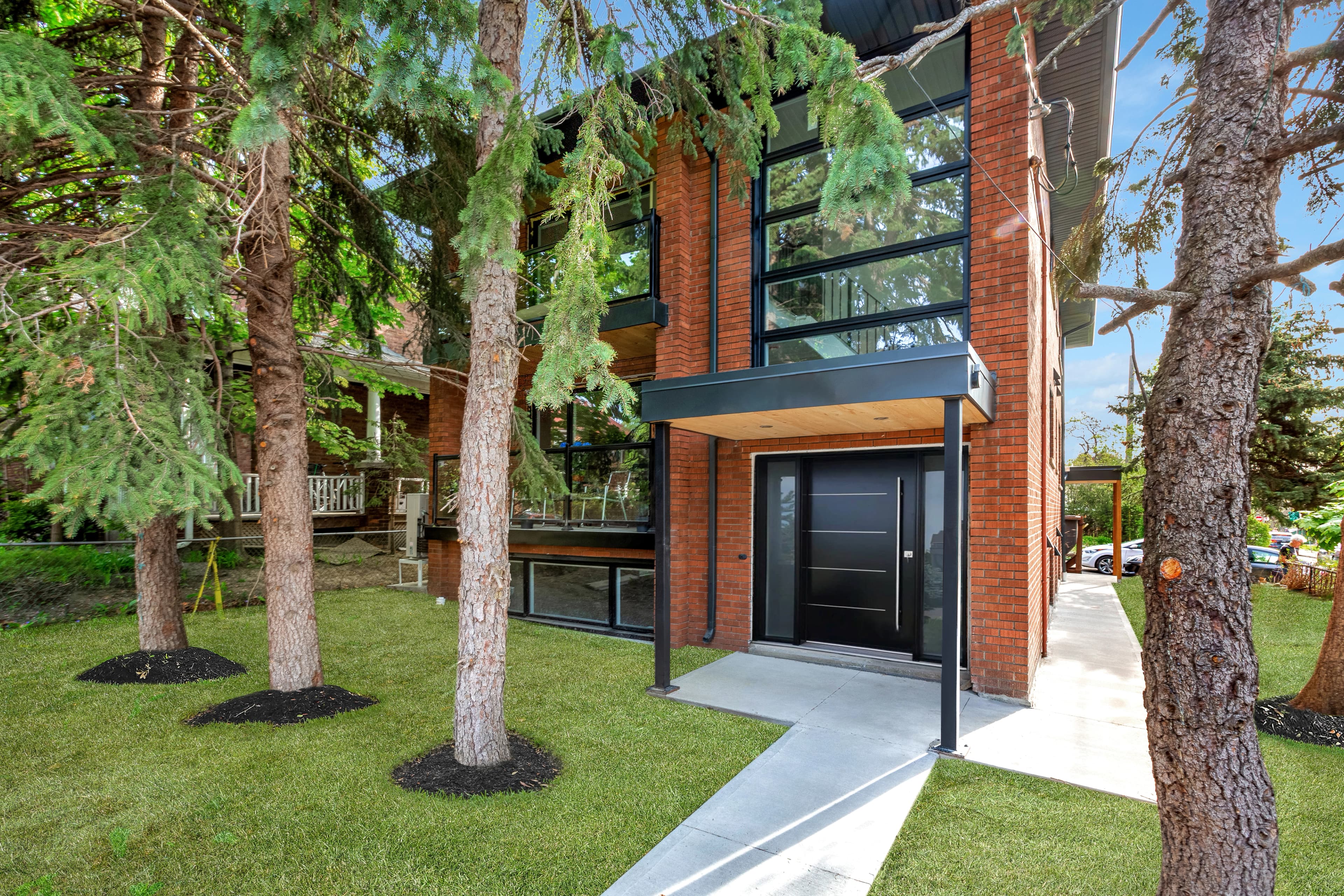 219 Windermere Ave.